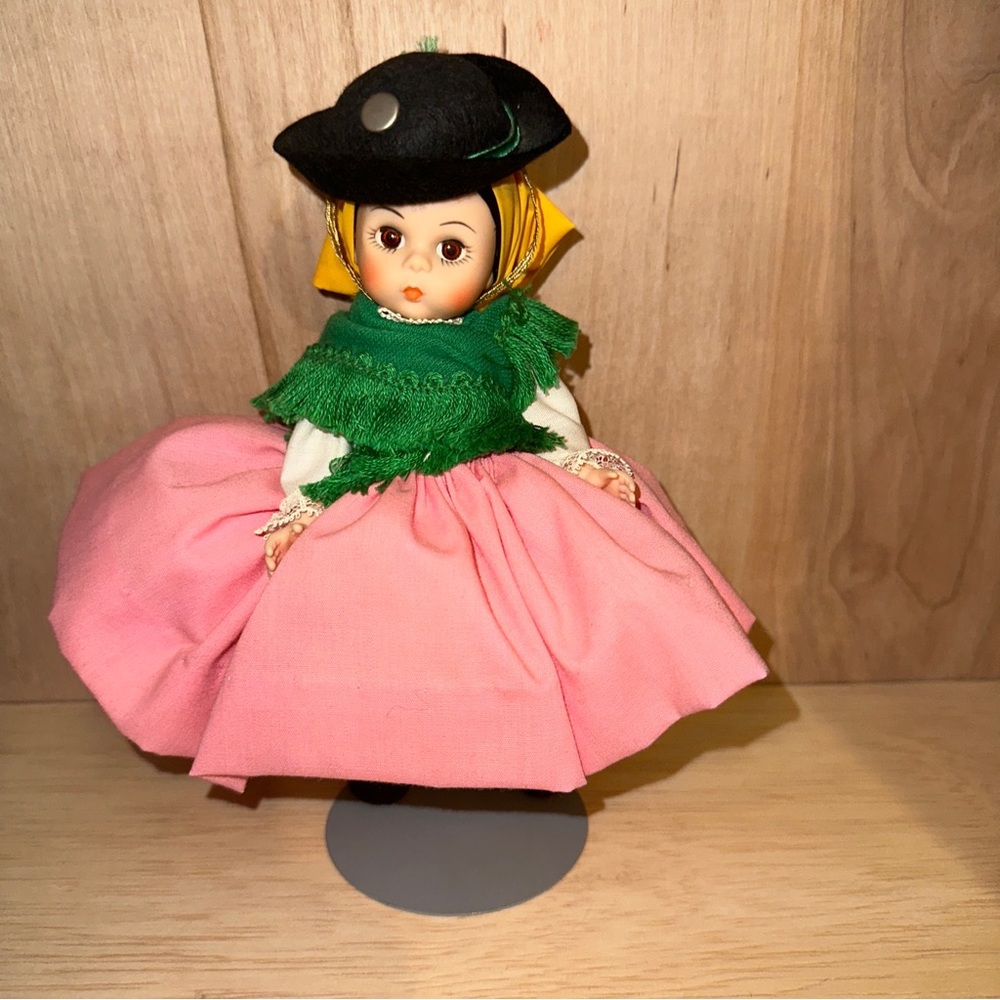 Madame Alexander Doll #585 PORTUGAL with Original Box